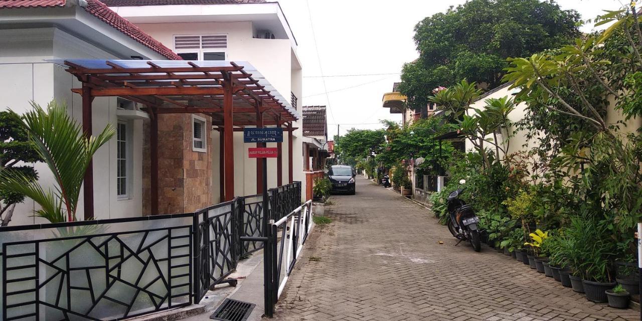 诺戈蒂尔托奥玛伊纳普d24伊斯兰酒店 斯勒曼 外观 照片